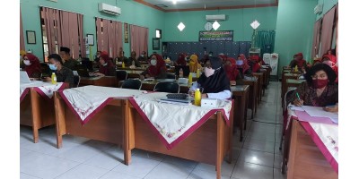 In House Training AKM