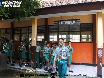 Pengenalan lingkungan sekolah