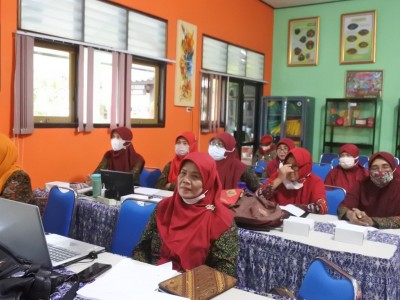 IN HOUSE TRAINING KURIKULUM MERDEKA