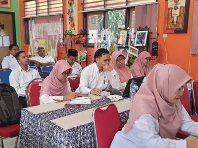 IN HOUSE TRAINING PROGRAM SEKOLAH PENGGERAK