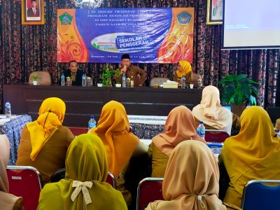 IN HOUSE TRAINING PROGRAM SEKOLAH PENGGERAK