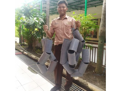 PEMBUATAN BIOPORI RESAPAN