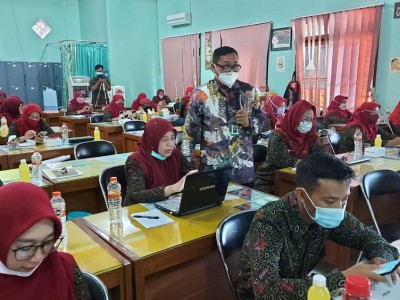 In House Training AKM