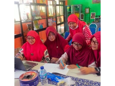 IN HOUSE TRAINING PROGRAM SEKOLAH PENGGERAK