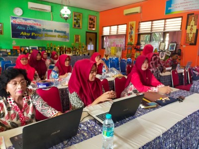 IN HOUSE TRAINING PROGRAM SEKOLAH PENGGERAK