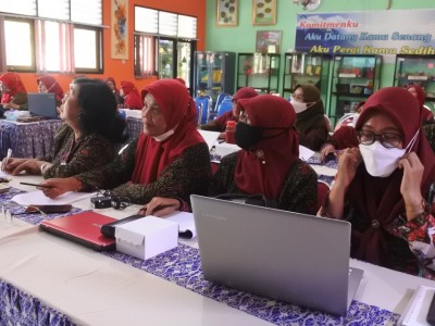 IN HOUSE TRAINING KURIKULUM MERDEKA